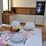 Apartment Wakacyjne Historie - Nowoczesne I Komfortowe Ze U Podnoza Snieznika *