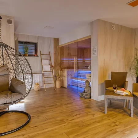 Apartman Wakacyjne Historie - Nowoczesne I Komfortowe Ze U Podnoza Snieznika