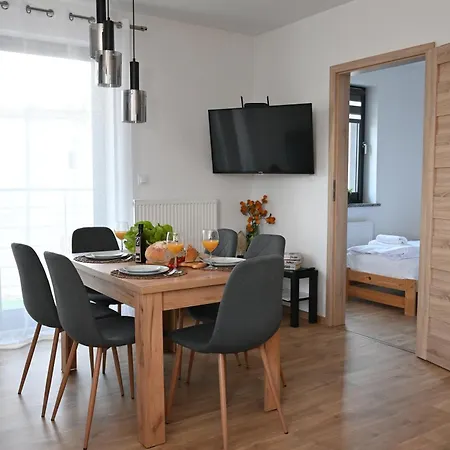 Apartment Wakacyjne Historie - Nowoczesne I Komfortowe Ze U Podnoza Snieznika Miedzylesie (Silesia)
