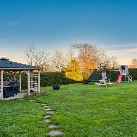 Διαμέρισμα Wakacyjne Historie - Nowoczesne I Komfortowe Ze U Podnoza Snieznika Międzylesie