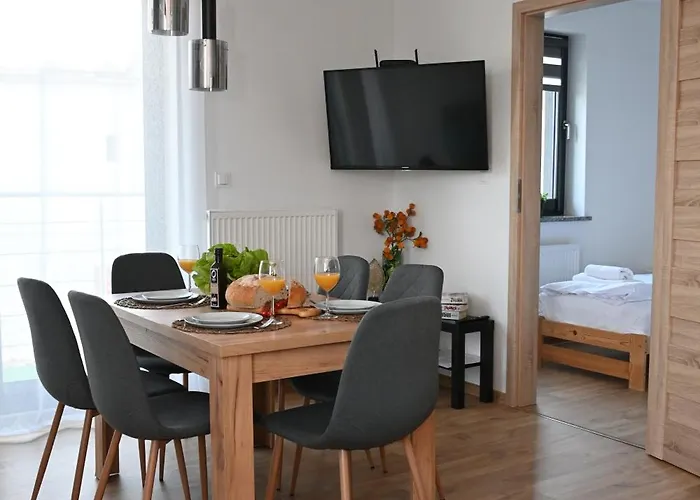 Apartment Wakacyjne Historie - Nowoczesne I Komfortowe Ze U Podnoza Snieznika Miedzylesie (Silesia)