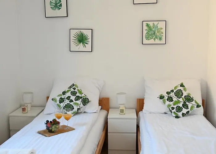 Wakacyjne Historie - Nowoczesne I Komfortowe Ze U Podnoza Snieznika Apartment *