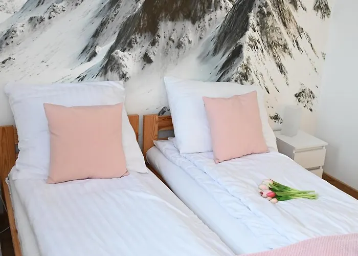 Wakacyjne Historie - Nowoczesne I Komfortowe Ze U Podnoza Snieznika Apartmán